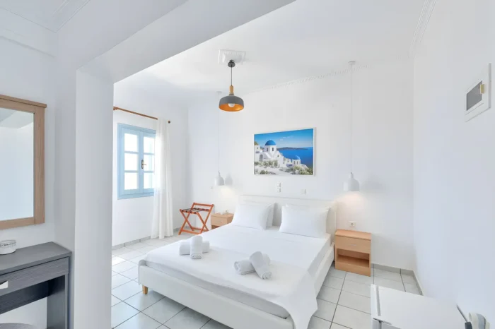 Lume D'oro Syros - Our rooms provide everything you need to ensure a unique experience.